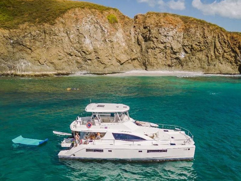Royal Quest Catamaran - Half Day Sail - Image 3